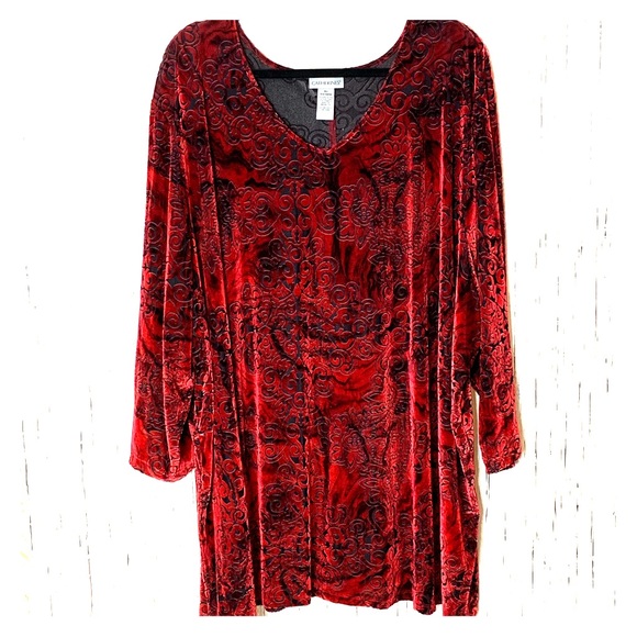 Catherines Tops - Catherine’s Velvet Top